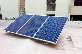 Paneles solares para ahorrar energía.